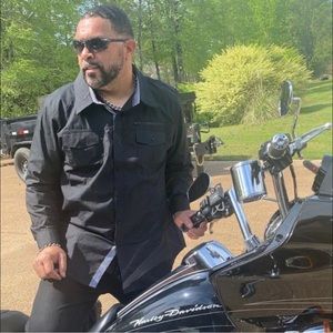 Meet your Posher, James